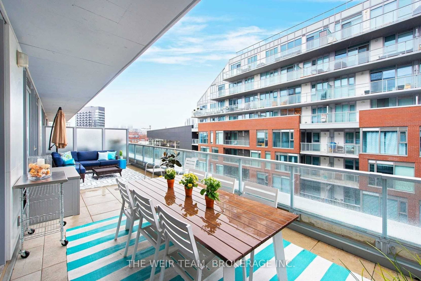 15-baseball-place-toronto-ontario-e13434162