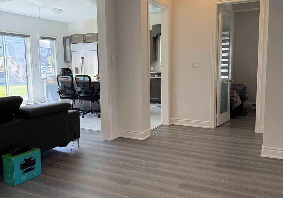 2111-crystal-drive-oshawa-ontario-e13434410