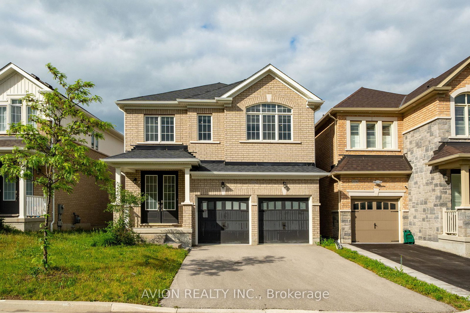 1034-tigerlily-trail-pickering-ontario-e13434916