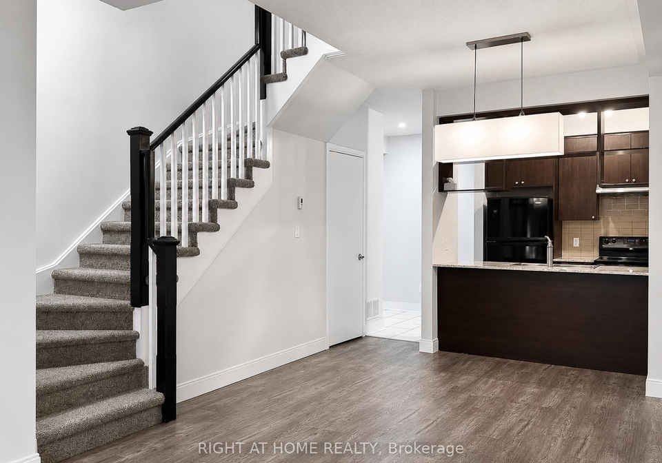 330-village-green-square-scarborough-ontario-e13435526
