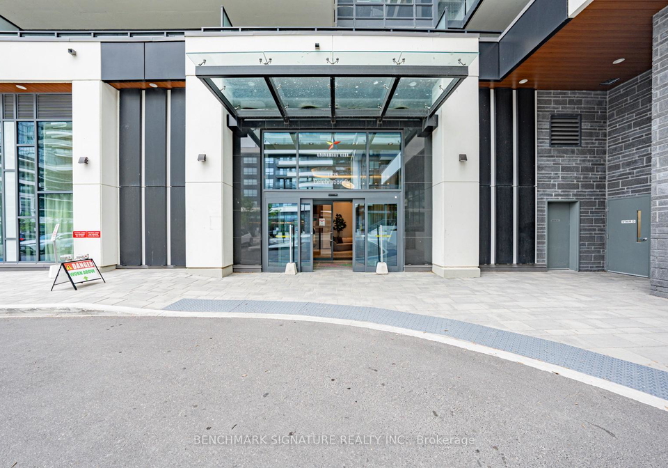 1435-celebration-drive-pickering-ontario-e13435536