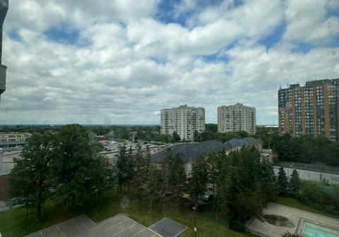 300-alton-towers-circle-scarborough-ontario-e13435538