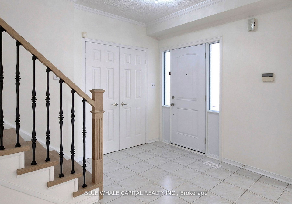 61-holmbush-crescent-scarborough-ontario-e13435576