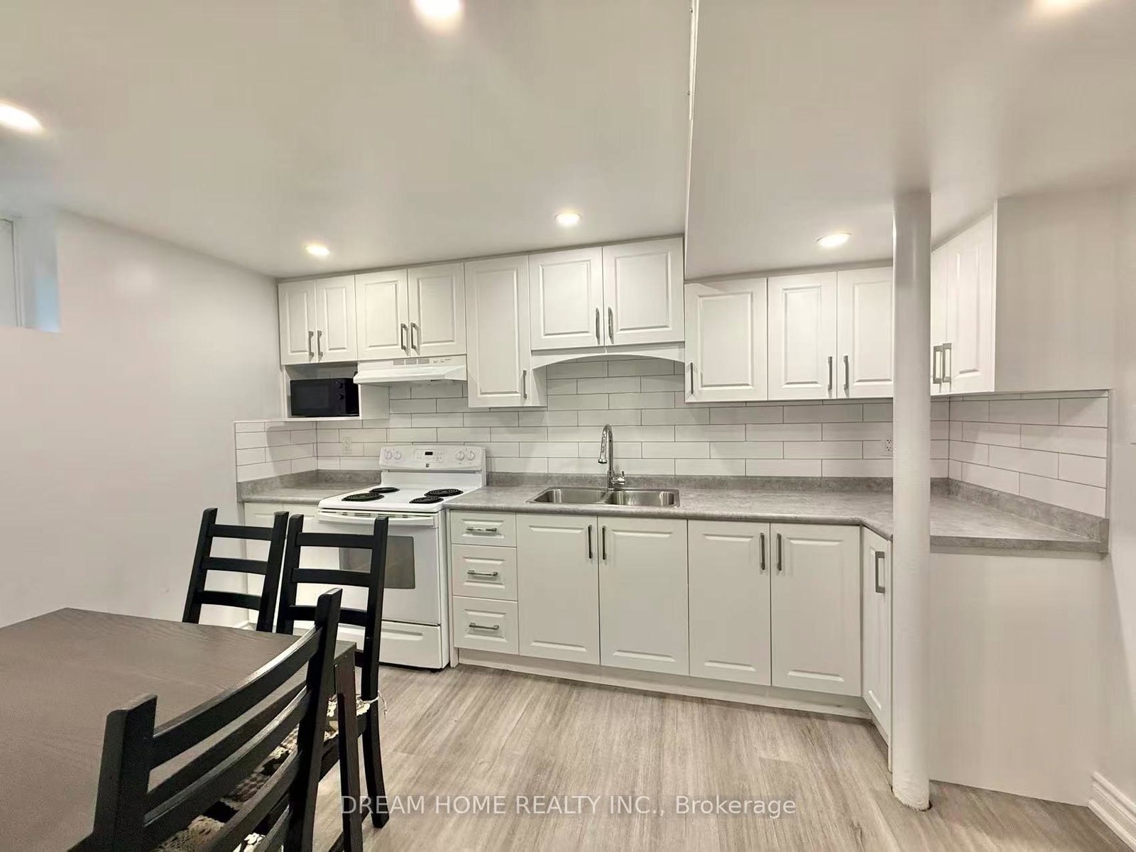 5-horizon-crescent-scarborough-ontario-e13435578