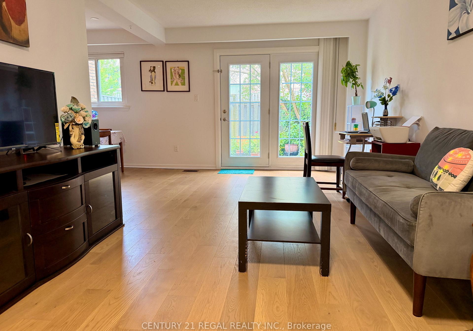 8-chamberlain-court-ajax-ontario-e13435876