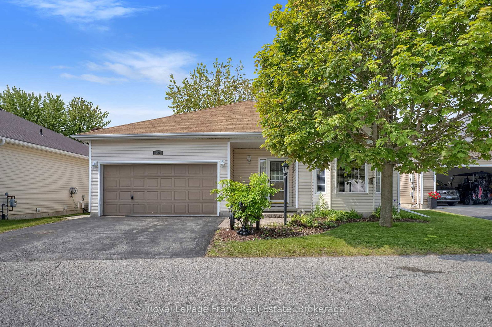 20-kissingbridge-lane-clarington-ontario-e13435906