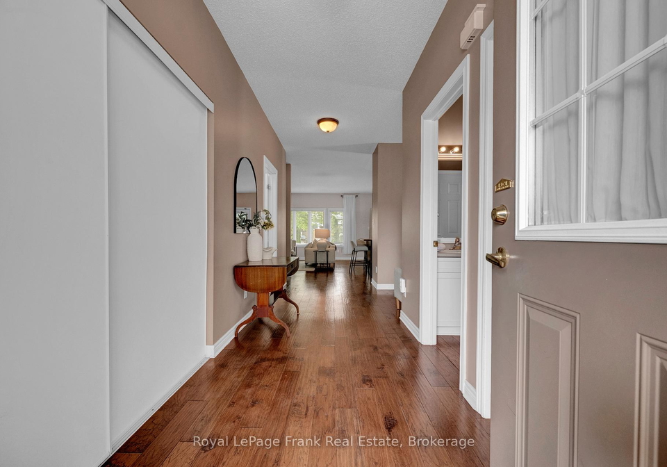 20-kissingbridge-lane-clarington-ontario-e13435906
