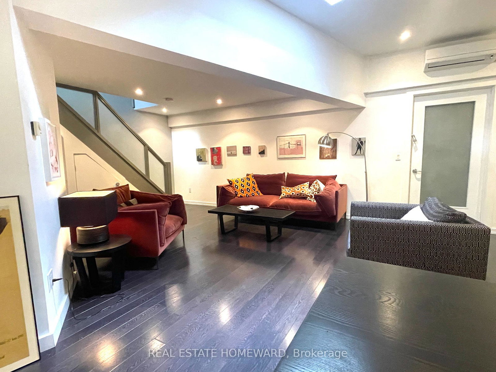 27-lewis-street-toronto-ontario-e13436236