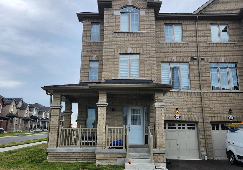 2602-apricot-lane-pickering-ontario-e13437292