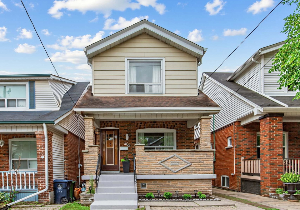 365-milverton-boulevard-east-york-ontario-e13437388