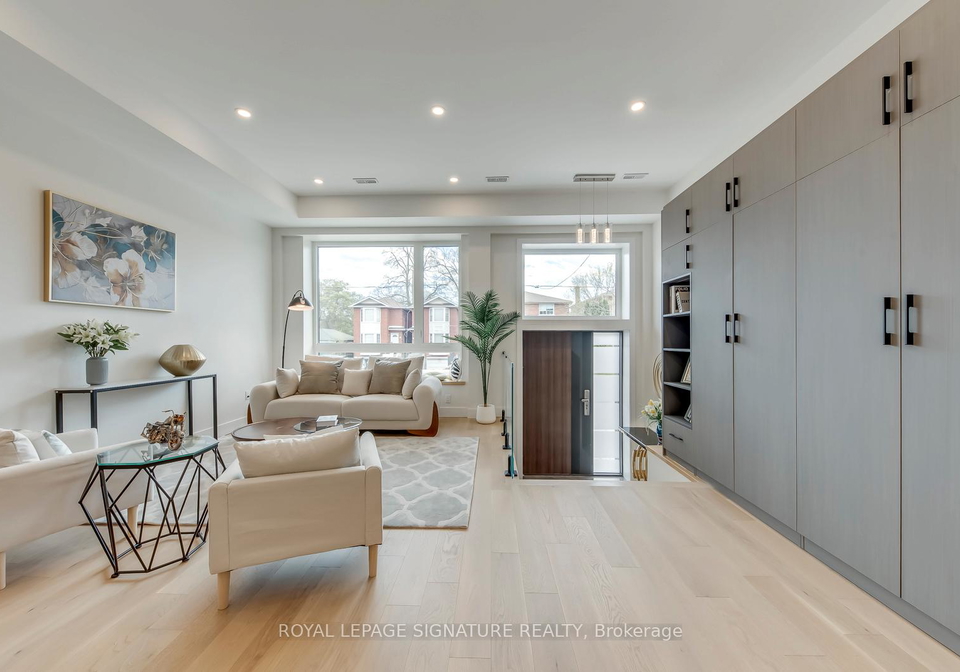 850-cosburn-avenue-east-york-ontario-e13438554