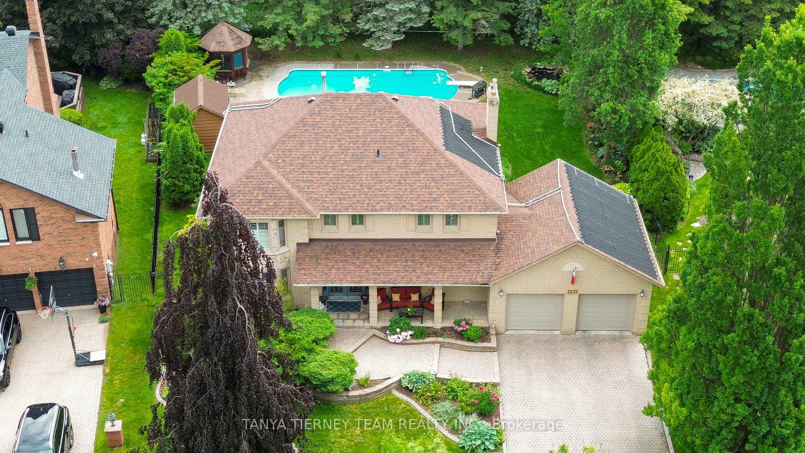 1255-abbey-road-pickering-ontario-e13438670