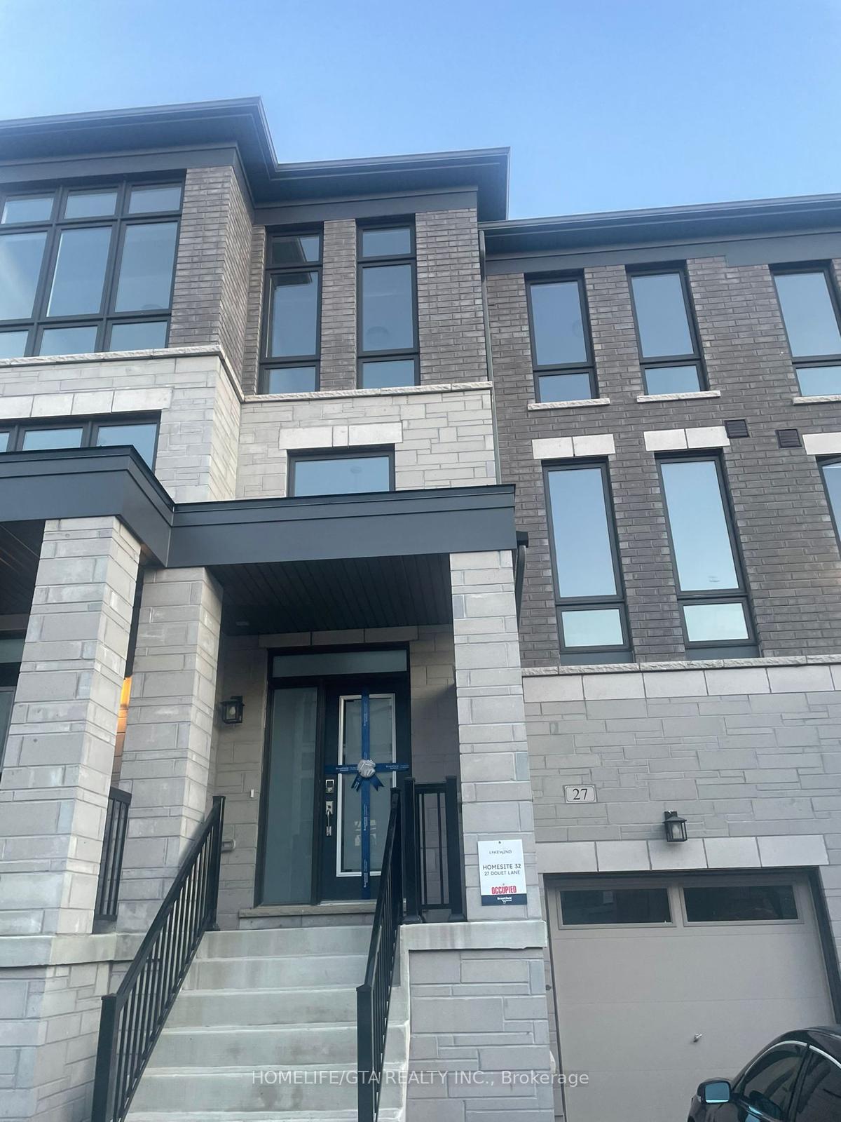 27-douet-lane-ajax-ontario-e13438780