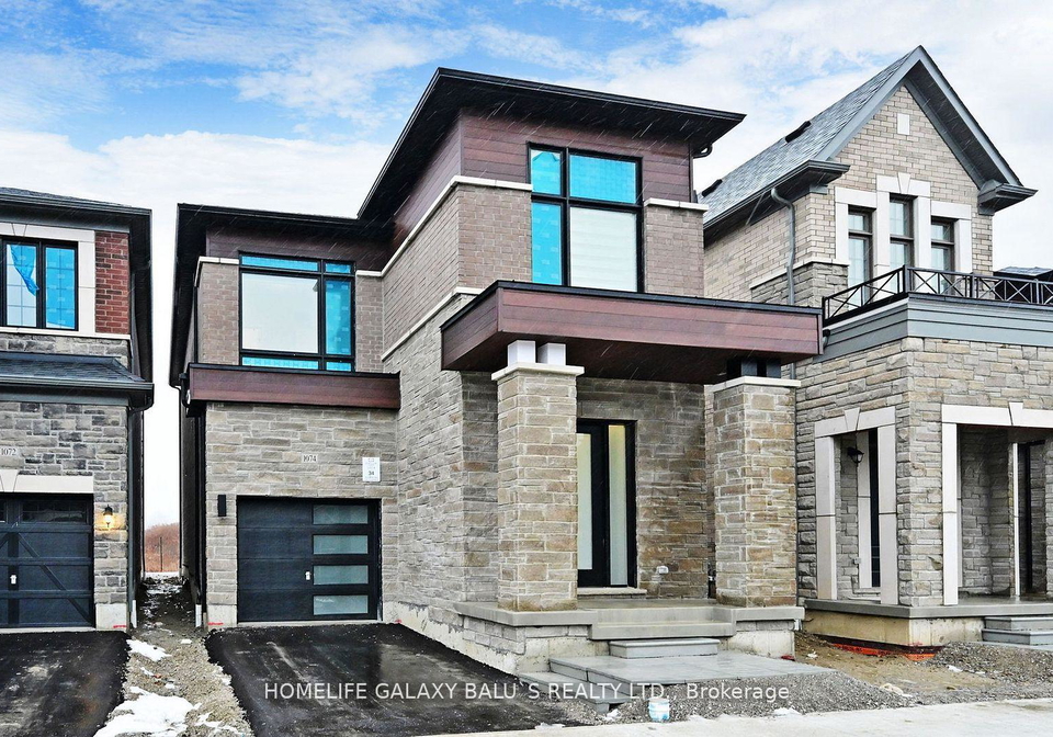 1074-pisces-trail-pickering-ontario-e13438814