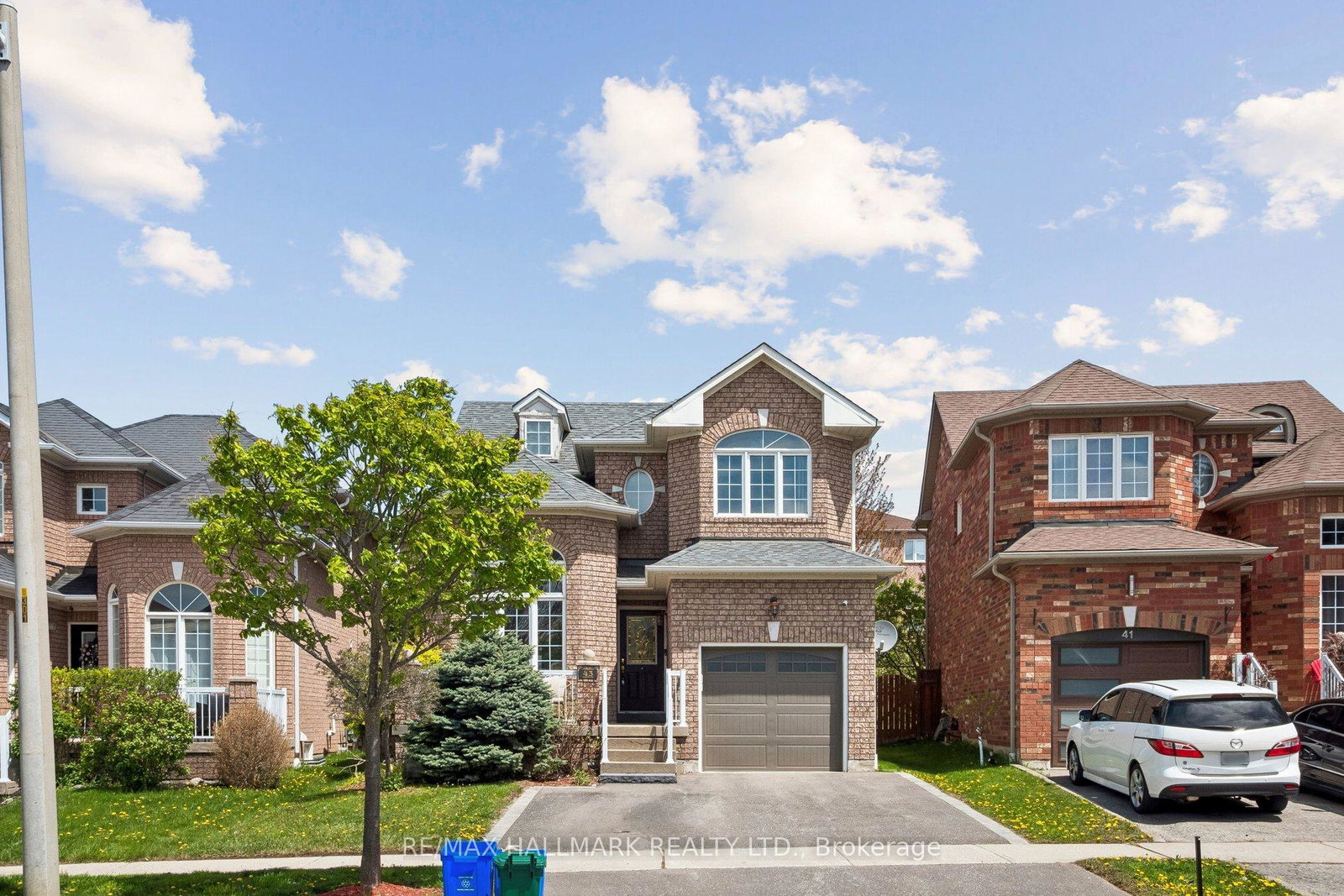 43-nobbs-drive-ajax-ontario-e13439004