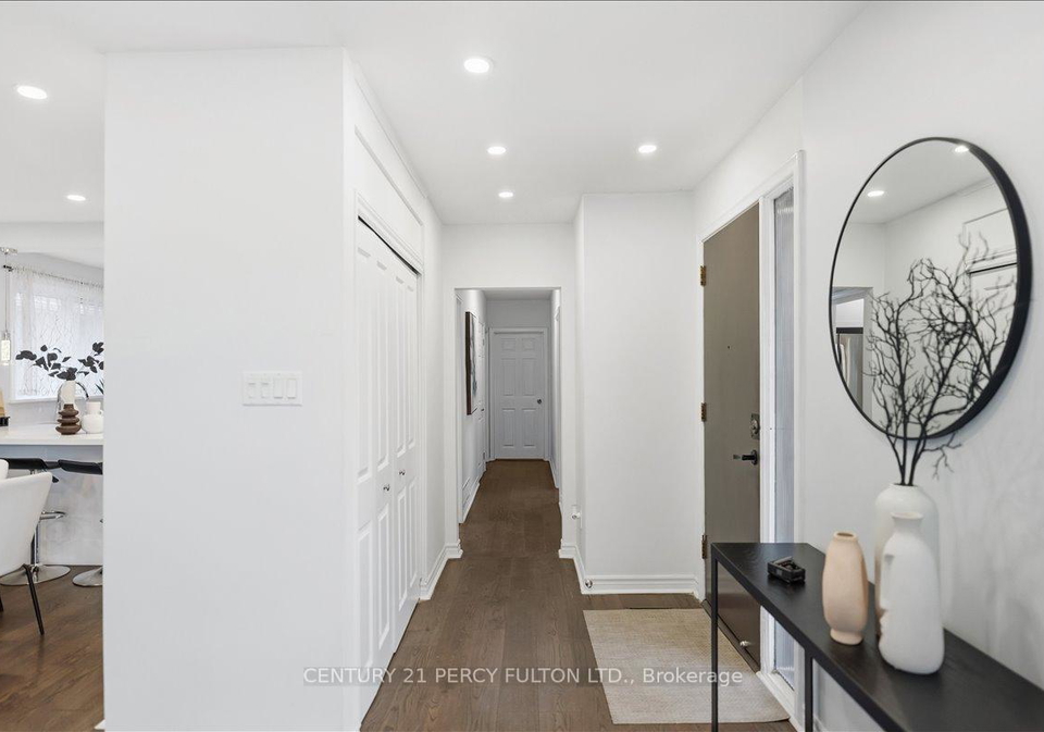 50-mooregate-avenue-scarborough-ontario-e13439280