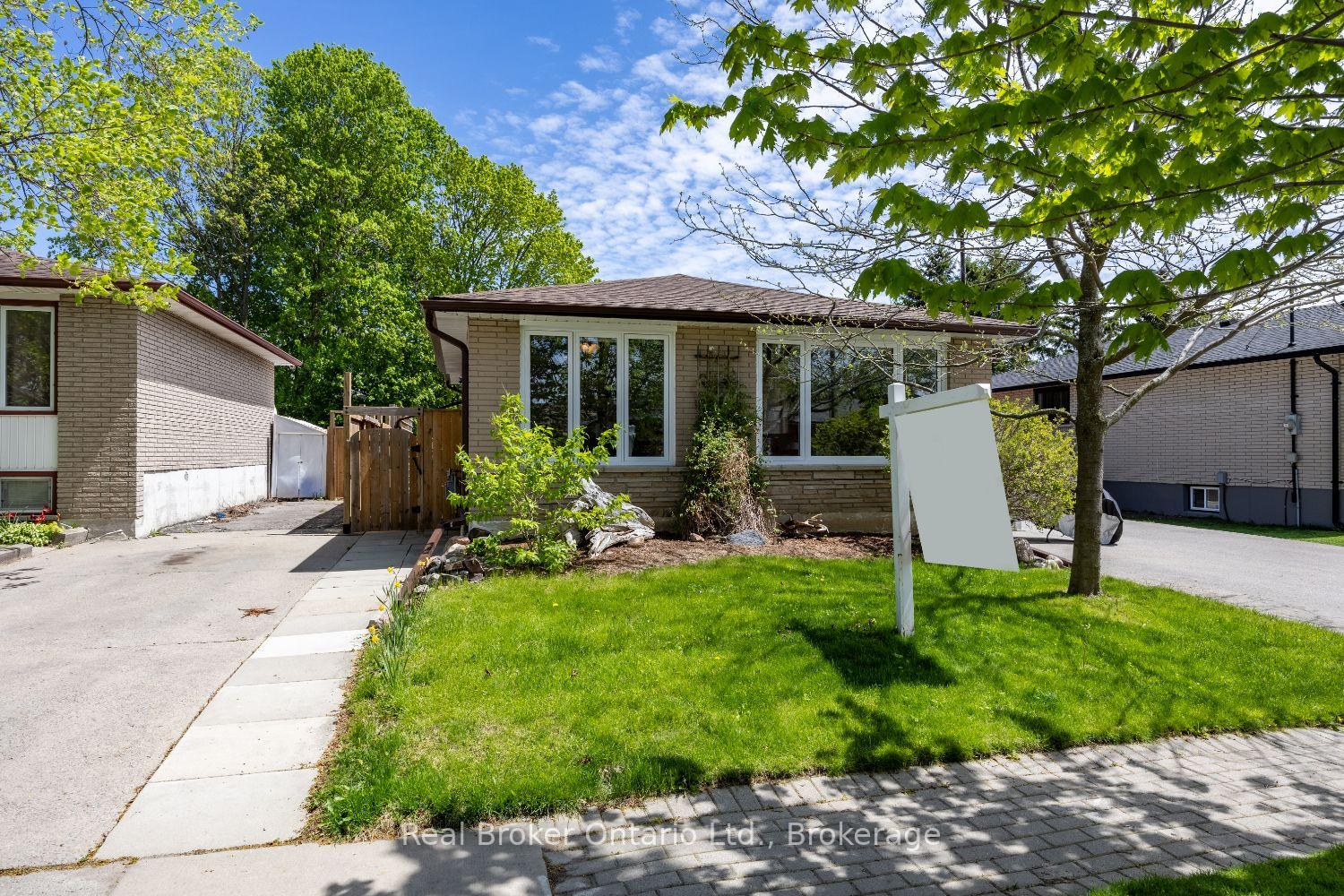 17-strike-avenue-clarington-ontario-e13439378
