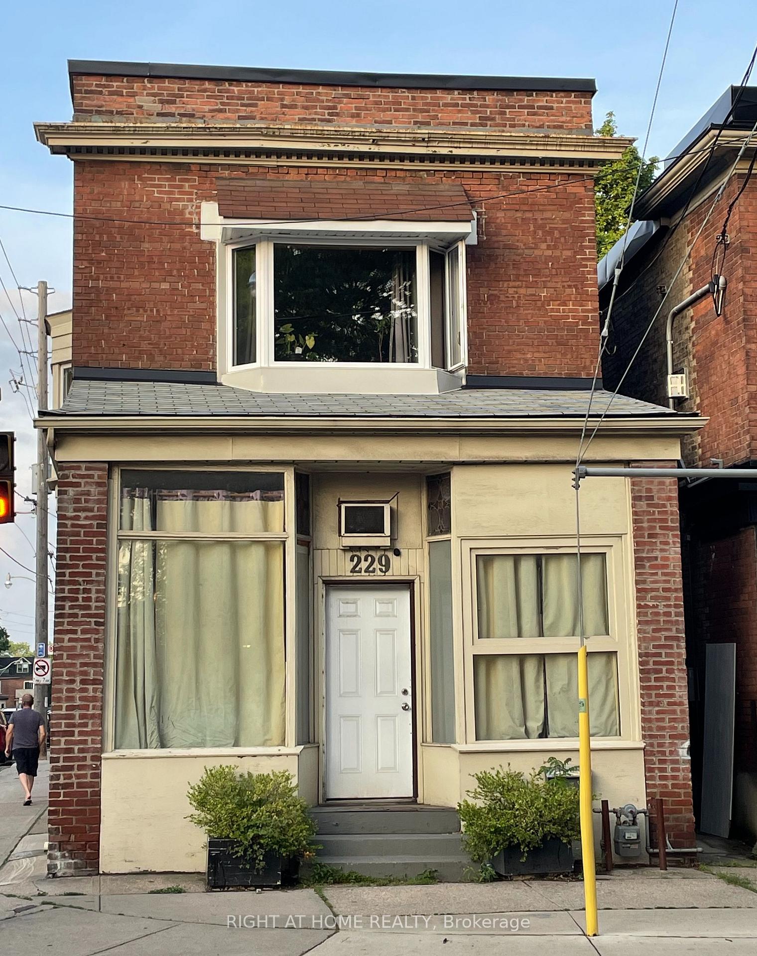 229-pape-avenue-toronto-ontario-e13439562
