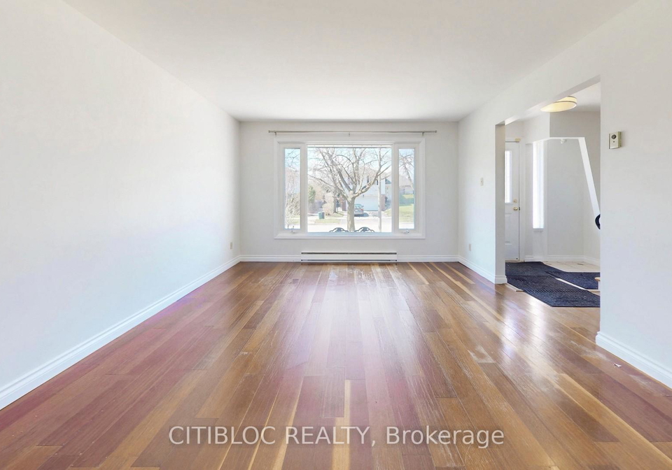 11-castle-hill-drive-scarborough-ontario-e13439596
