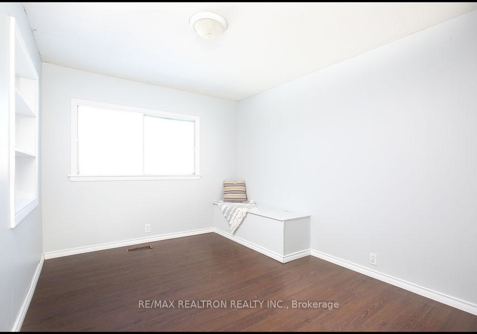 1608-baseline-road-w-clarington-ontario-e13440130
