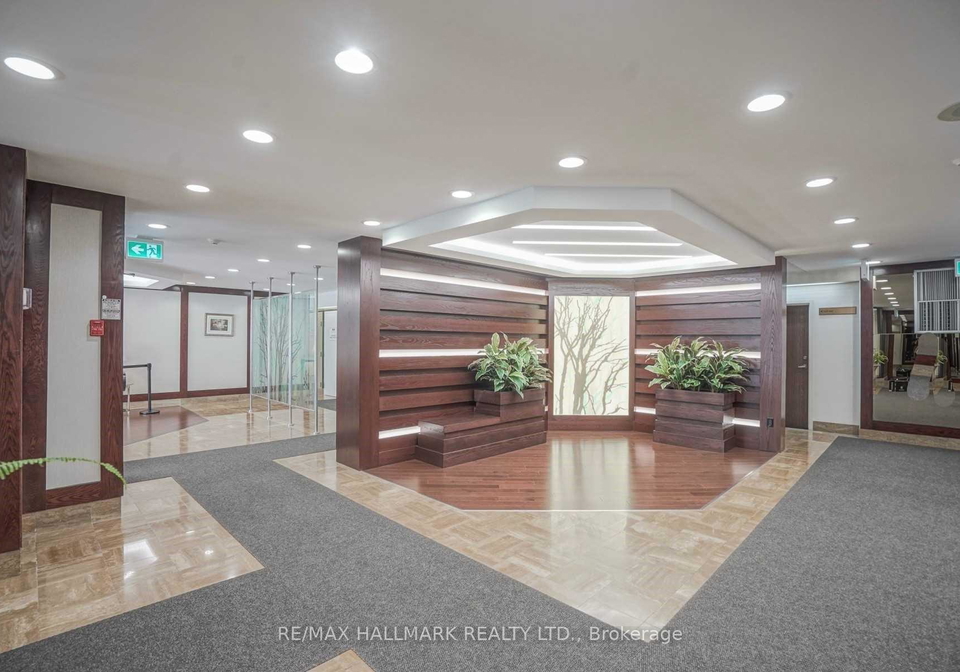 25-bamburgh-circle-scarborough-ontario-e13440194