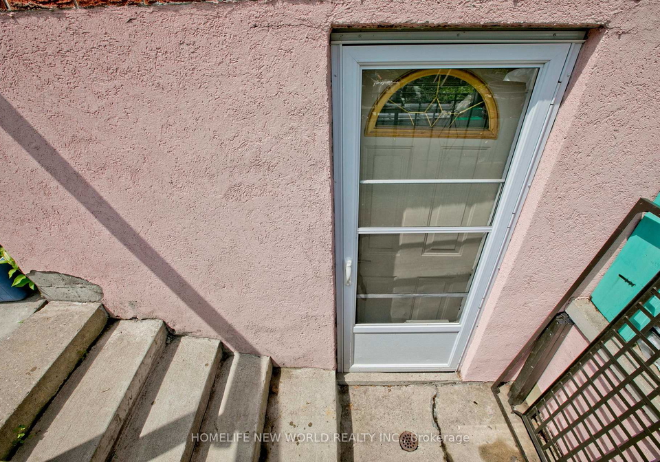 207-fairglen-avenue-scarborough-ontario-e13440698