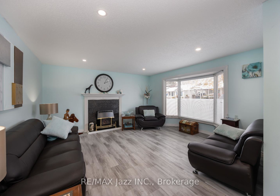 213-wilmot-trail-clarington-ontario-e13441496