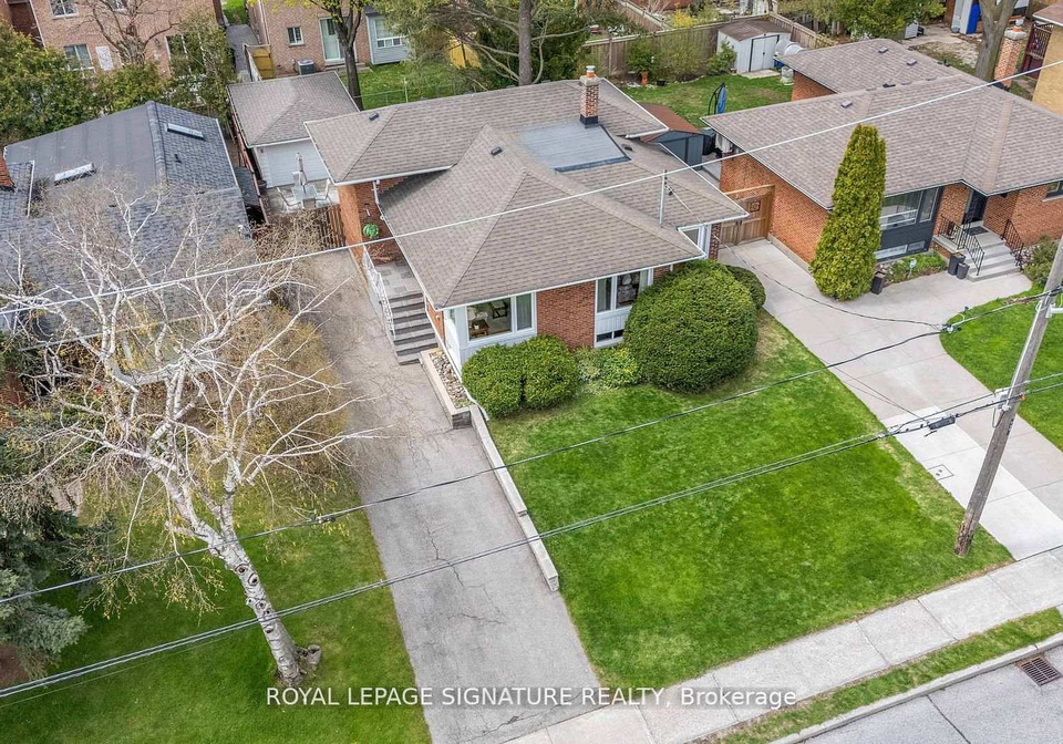 16-shrewsbury-square-scarborough-ontario-e13441858