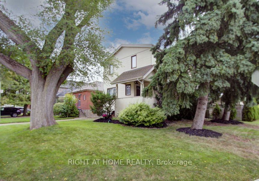 35-park-street-scarborough-ontario-e13442024