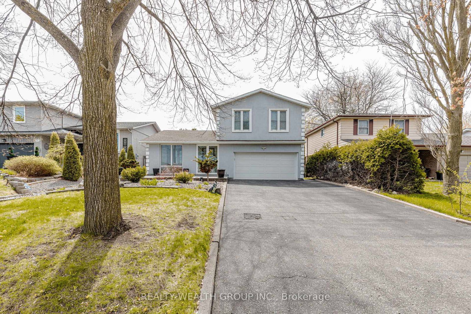 688-antigua-crescent-oshawa-ontario-e13442476