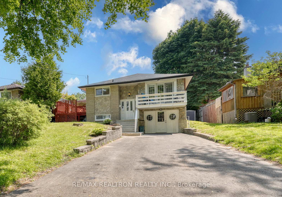 579-pinewood-street-oshawa-ontario-e13442652