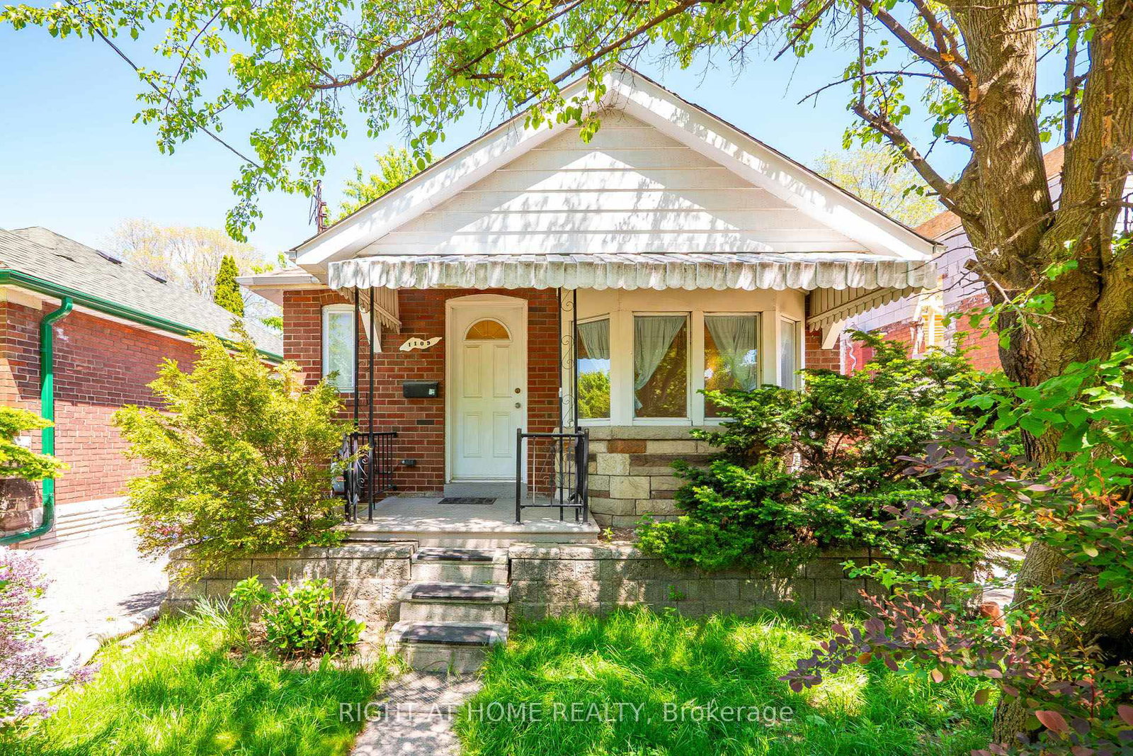 1109-greenwood-avenue-east-york-ontario-e13442984