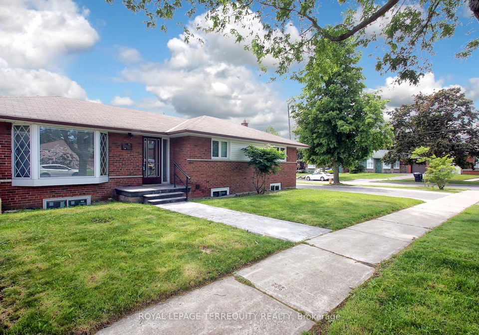 1-barnes-crescent-scarborough-ontario-e13443104