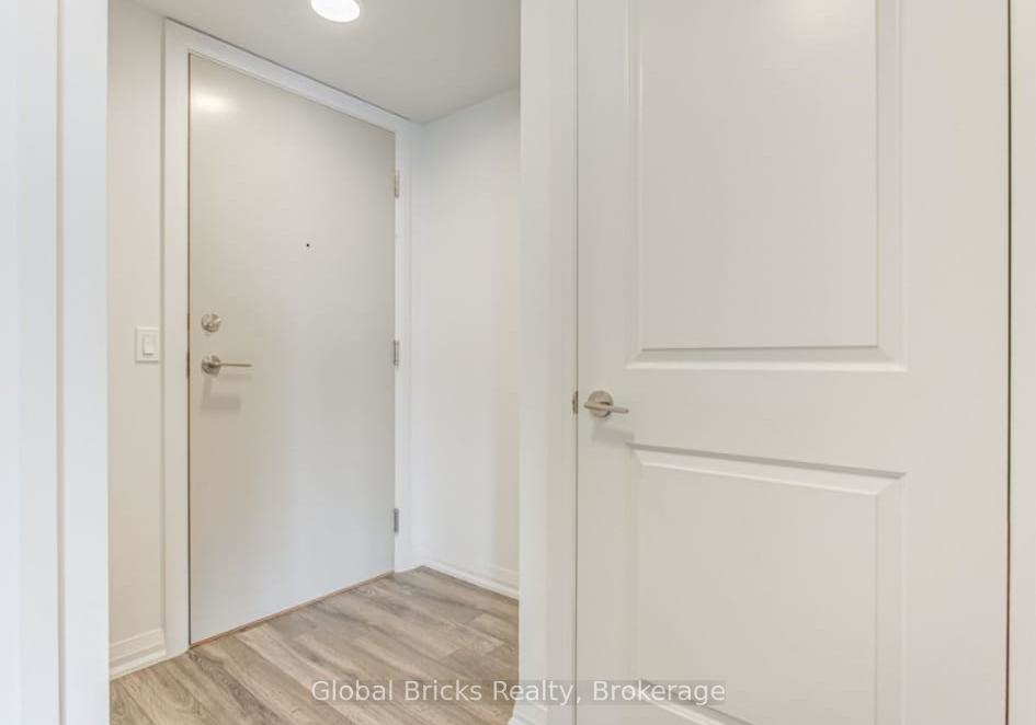 30-meadowglen-place-scarborough-ontario-e13443310