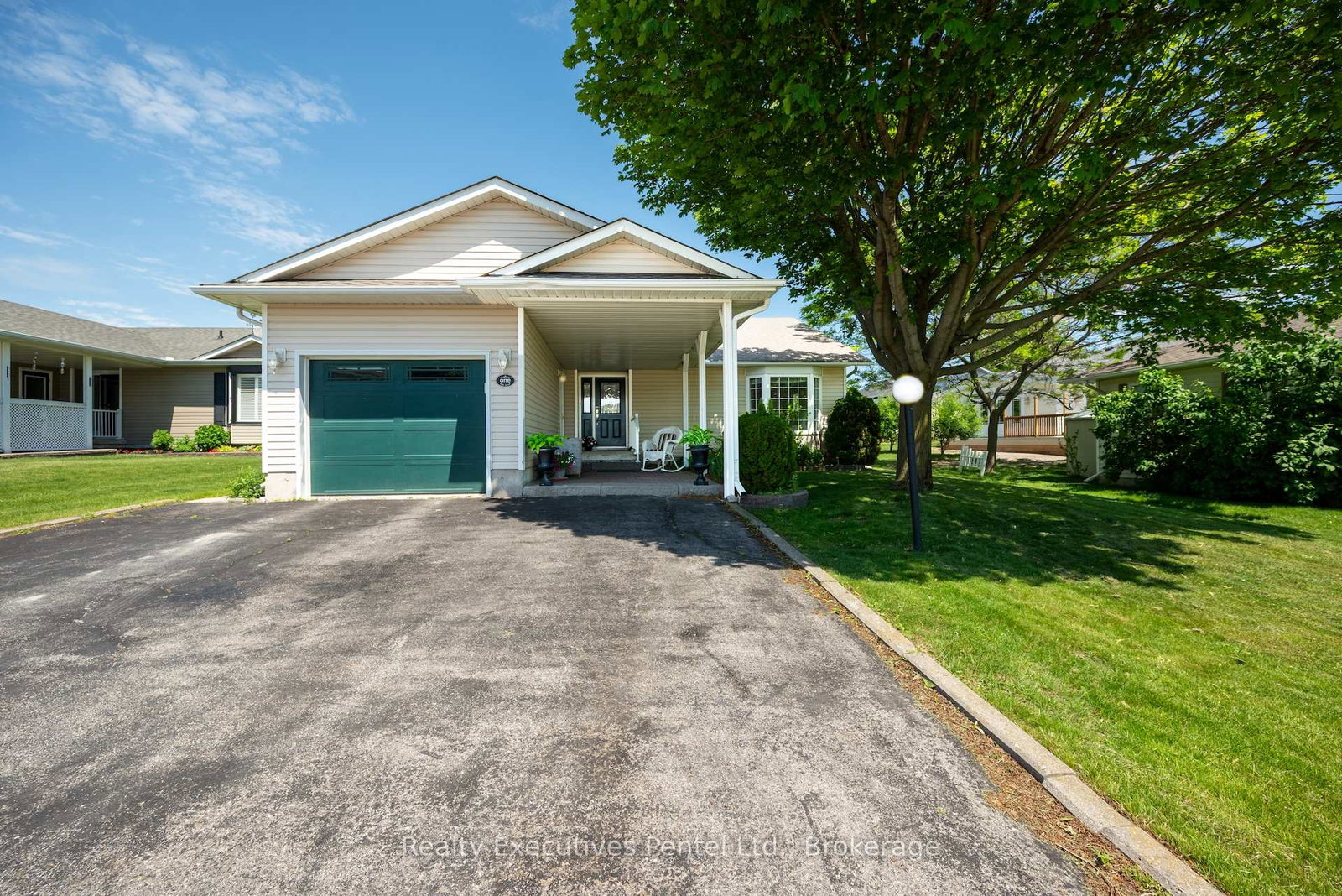 1-cliff-drive-clarington-ontario-e13443772
