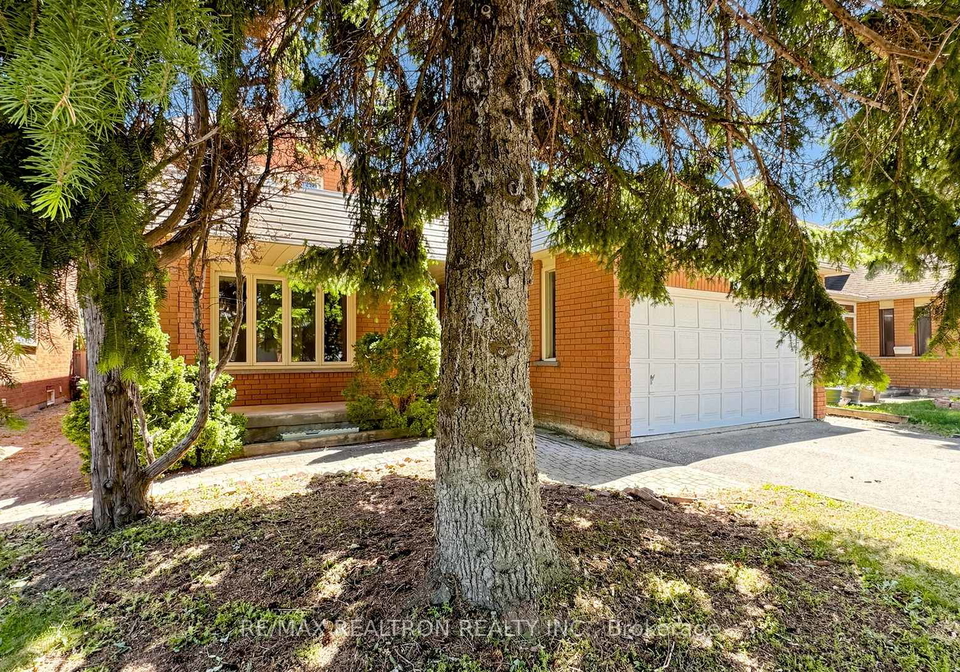 328-goldhawk-trail-scarborough-ontario-e13444566