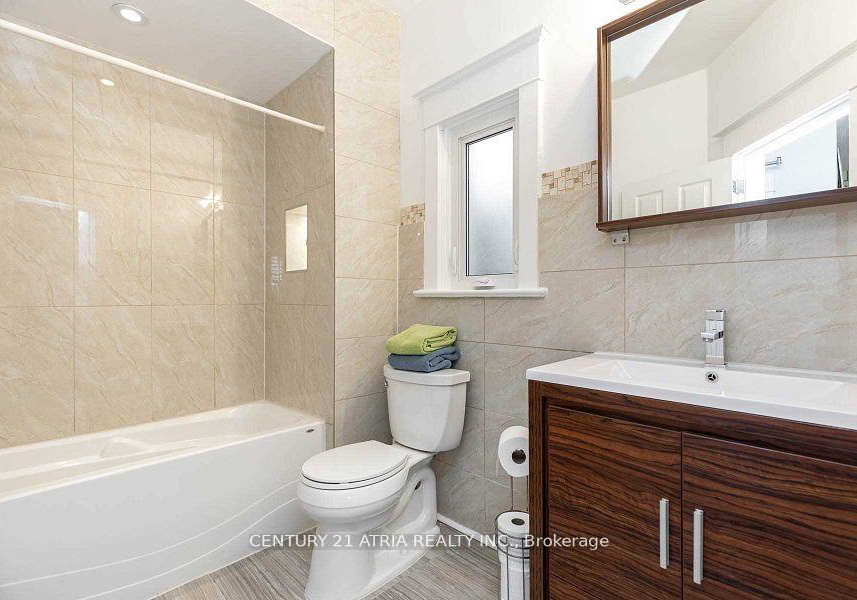 639-mortimer-avenue-east-york-ontario-e13444612