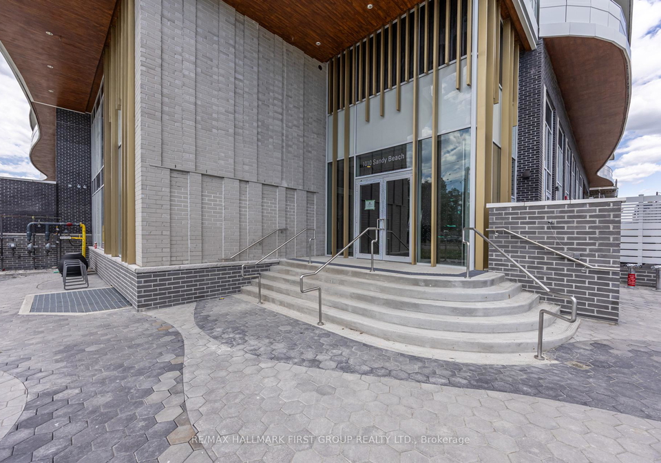1010-sandy-beach-road-pickering-ontario-e13444844