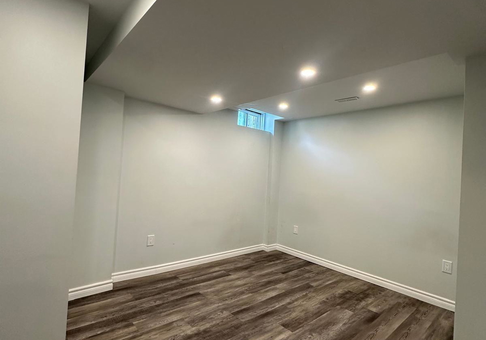 1506-reesor-court-pickering-ontario-e13445284