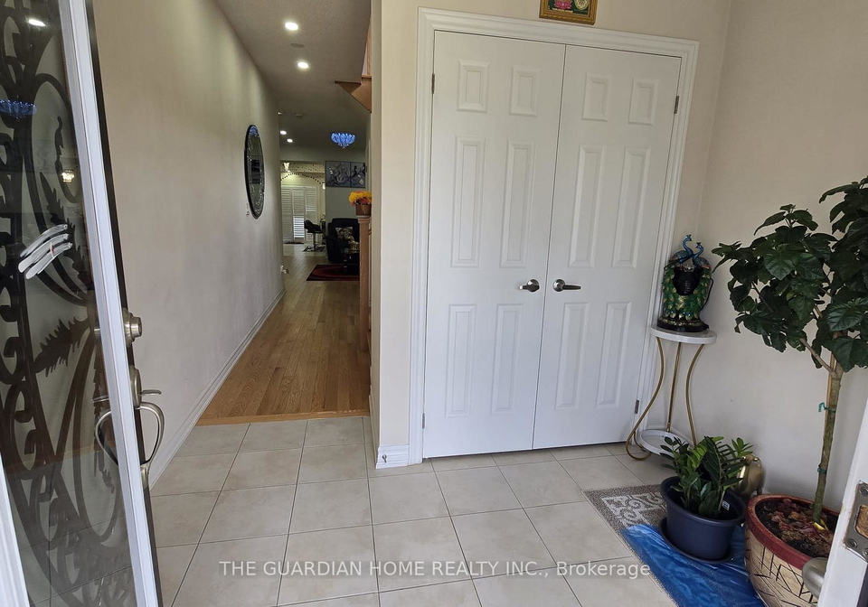 221-fleetwood-drive-oshawa-ontario-e13445290