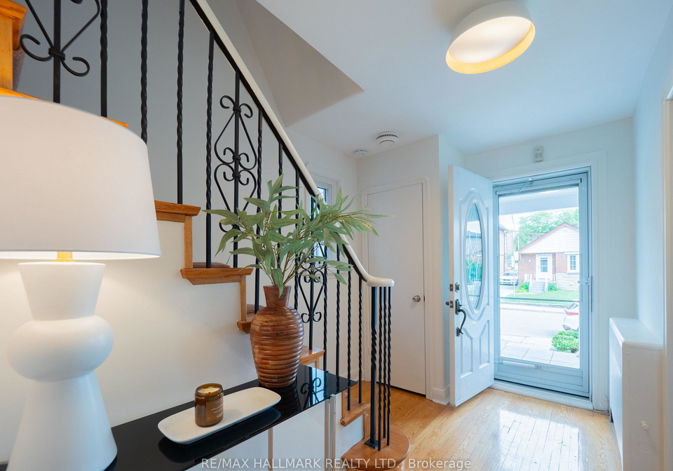 51-floyd-avenue-east-york-ontario-e13445758