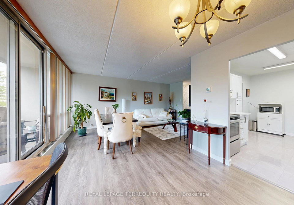 2-glamorgan-avenue-scarborough-ontario-e13446042