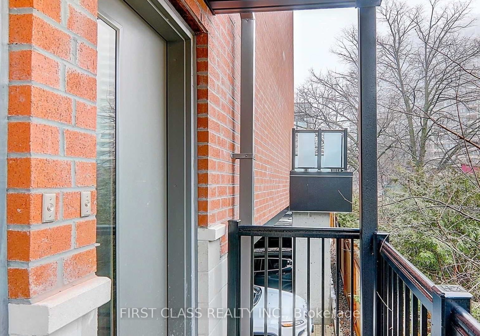 20-echo-point-scarborough-ontario-e13446644