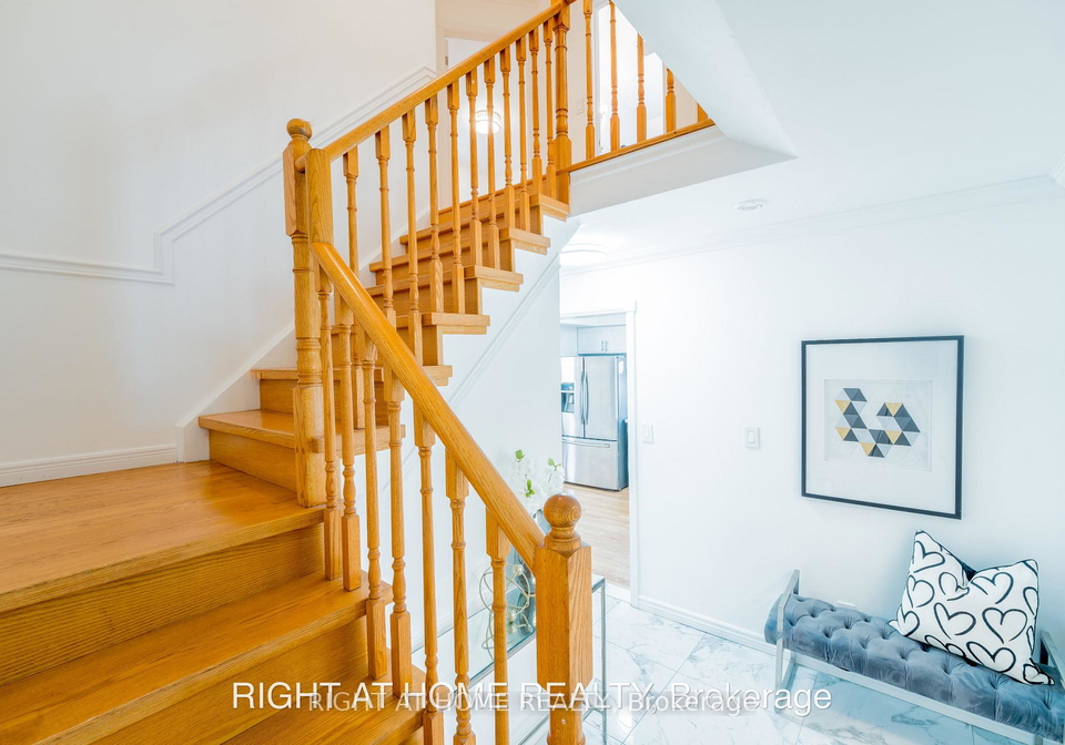 160-overbank-drive-oshawa-ontario-e13446724