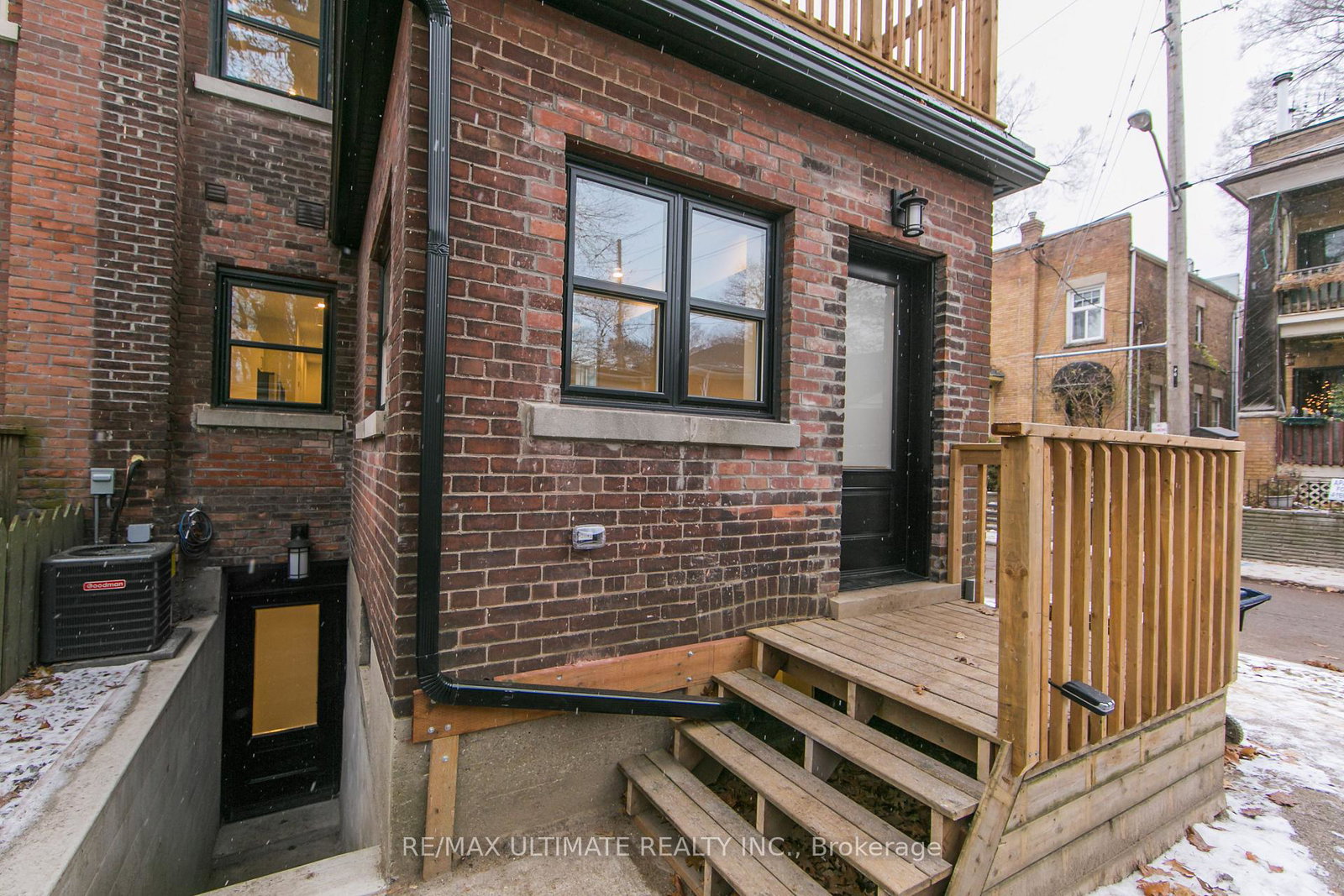 19-fernwood-park-avenue-toronto-ontario-e13447362