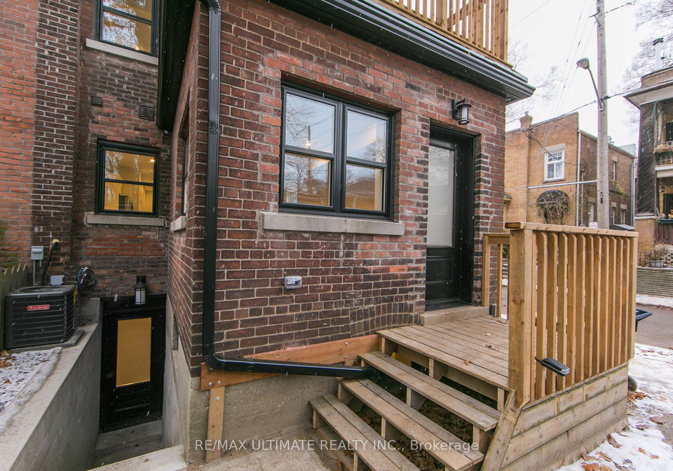 19-fernwood-park-avenue-toronto-ontario-e13447362