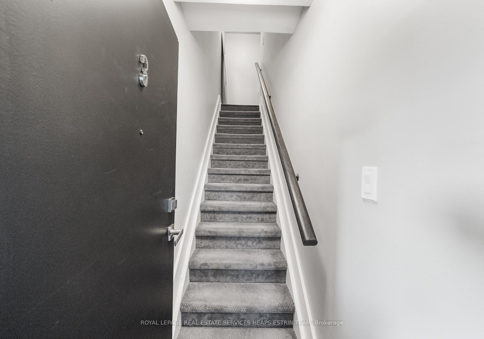 14-dartford-road-east-york-ontario-e13447376