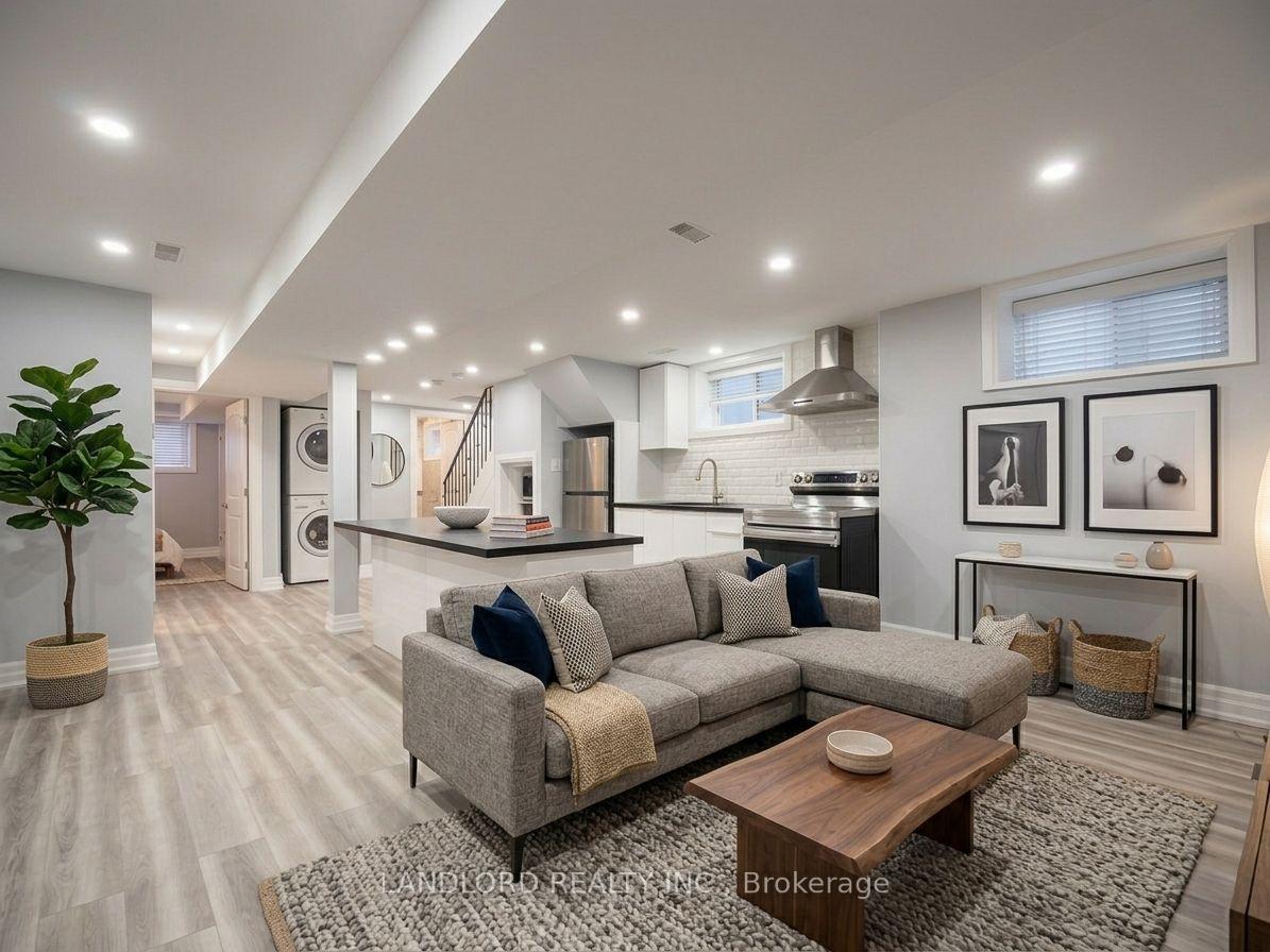 1001-cosburn-avenue-east-york-ontario-e13447634
