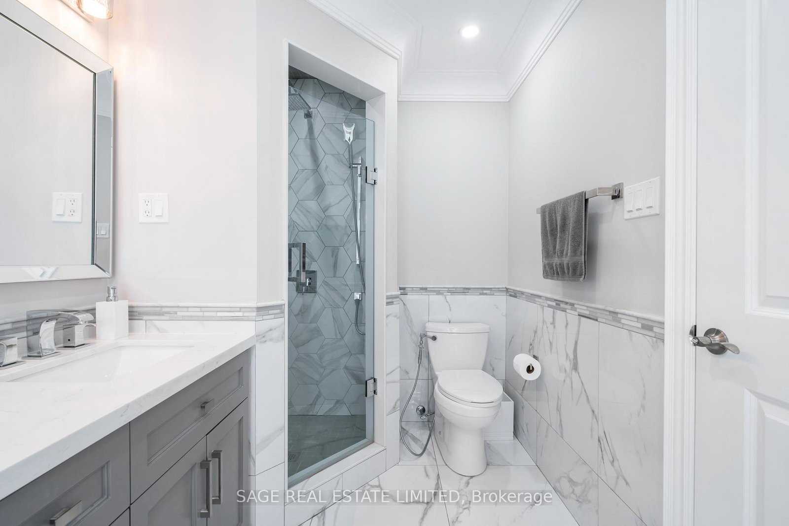 70-south-woodrow-boulevard-scarborough-ontario-e13447730