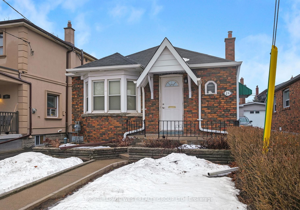 24-barker-avenue-east-york-ontario-e13448030